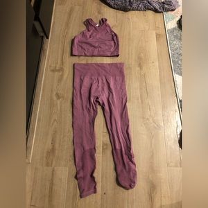 2 piece leggings and sports bra set